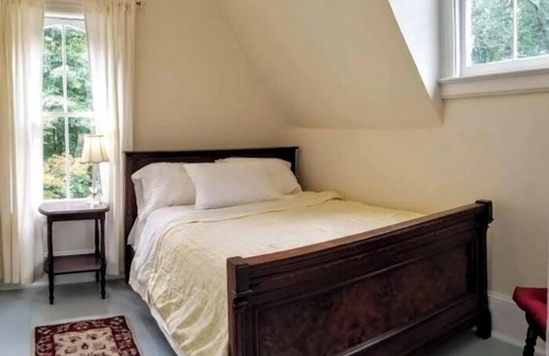 Goshen Other | Historic Hudson Valley Farm House