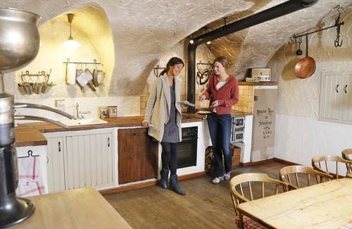 Oberkrimml Apartment | Historic hut for up to 15 people near Kitzbühl