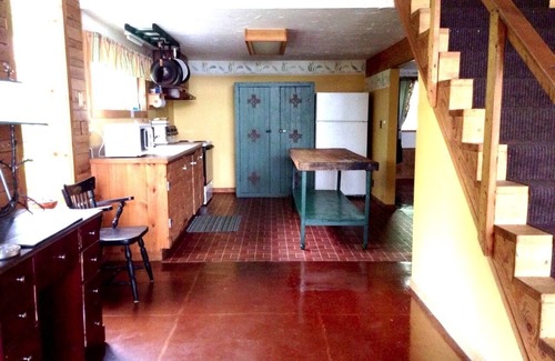 Kendall Cottage | Historic Ice House Cottage