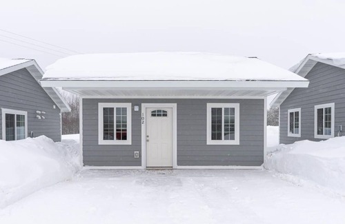 Laurium Cottage | Historic Keweenaw, 1 Bedroom Cottage
