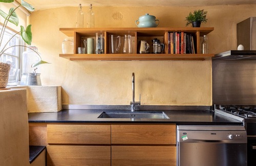 Norton St. Philip House | Historic Malthouse-Somerset village location Bath