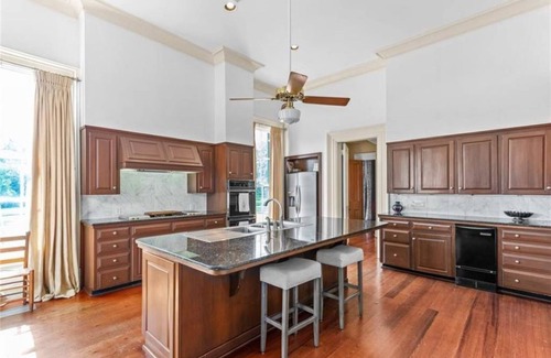 Franklin House | Historic Mansion on the Bayou