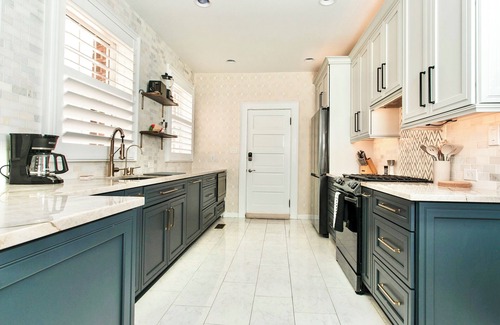 Fan District Apartment | Historic & Modern Retreat Near Downtown Richmond!