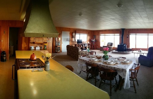 Kachemak House | Historic - Private 28 Acres - 180° Ocean View! - Carolyn's suite