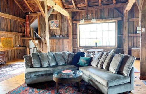 Manchester Center House | Historic Renovated Barn at Boorn Brook Farm - Manchester Vermont