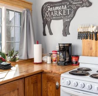 Rockaway Beach House | Historic Rockaway Beach Cottage