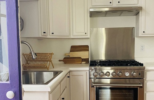 Faubourg Marigny Apartment | Historic Shotgun Apartment