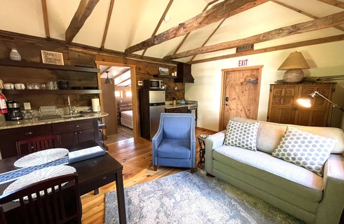 La Verkin Cabin | Historic Southern Utah Cottage- 20 miles to Zion National Park