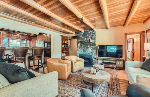 Shadow Mountain Cabin | Historic Stone Mountain Lodge with Private Pond - convenient and secluded
