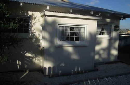 Castlecliff House | Historic summer house by the sea
