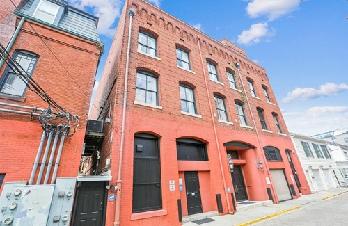 Historic District - North House | Historic TA Bryson House with rooftop garden and private underground garage!