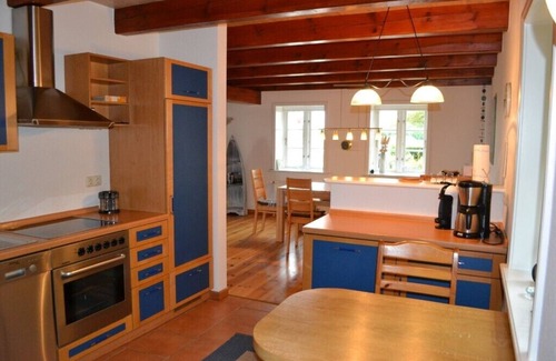 Garding House | Historic thatched cottage in southern Eiderstedt in the municipality of Borsthusen.