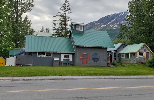 Valdez House | Historic Thompson House