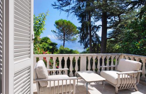 Dizzasco Villa | Historic Villa Argegno Como lake