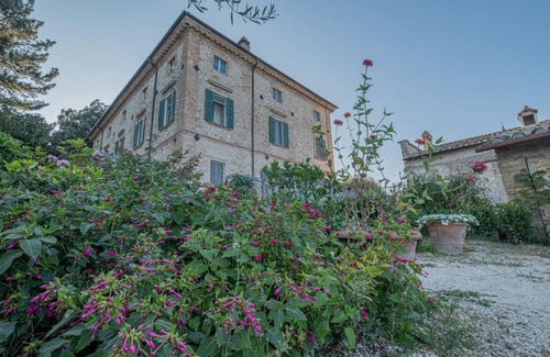 Fornole Villa | Historic villa with swimming pool surrounded by nature
