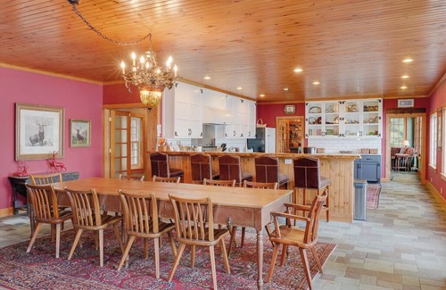 Town of Piercefield House | Historic Warren Point Lodge ~ 1,000 Feet Of Beautiful Waterfront on Tupper Lake