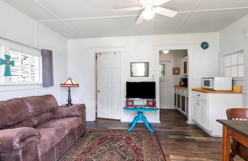 Rockaway Beach House | Historic Water's Edge Cottage 10