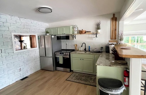 Tweed Cottage | Historic Waterfront Haven in Tweed