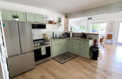Tweed Cottage | Historic Waterfront Haven in Tweed