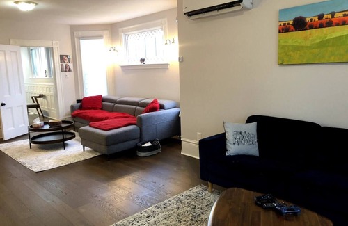 Sydney House | Historical Charm, Modern Comfort