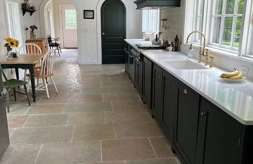 Lisbon House | Historical Country Retreat w/Chef's Kitchen