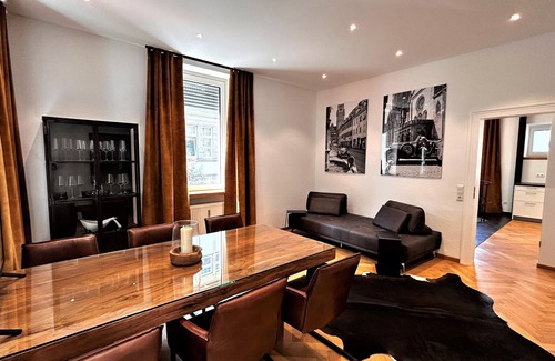 Unterwiehre-Nord Apartment | Historical Luxury Homes - Luxus Familien Suite