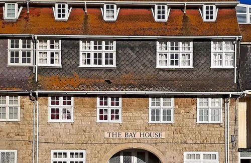 West Bay House | Historical Jurassic Coastline and small fishing harbour