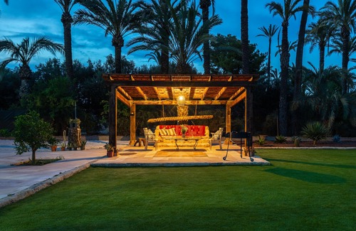 Algoros Villa | Historical Palms Villa by Fidalsa