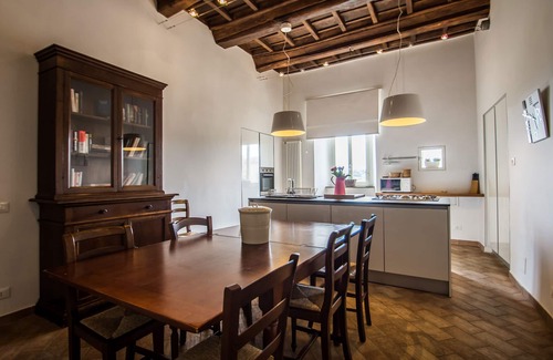 Lake Bracciano Apartment | Historical residence of the 1400s, in front of the Odescalchi Castle near Rome, lake and sea