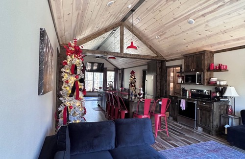 Muse Cabin | Hit the trail from the property! Game room, fire pit and 4 king suites