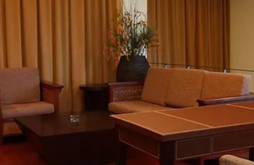 Dounan Hotel | Hiye Motel