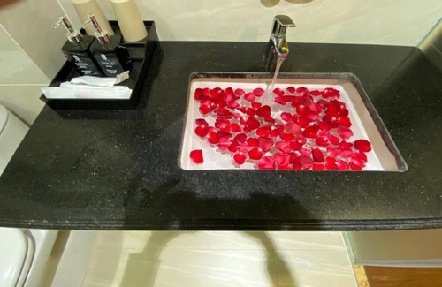 Thanh Tri Hotel | Hoang Gia I Hotel Yen Xa - by Bay Luxury