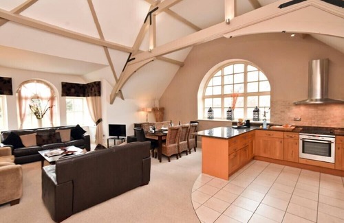 Berwick-upon-Tweed Cottage | HODGKIN HALL, family friendly, character holiday cottage in Lowick
