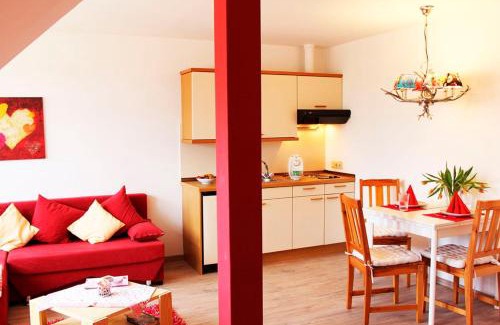 Soltendieck Apartment | Hof Esterau - Appartment rot