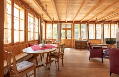Tesimo Apartment | Hof Neuhaus Rosengarten