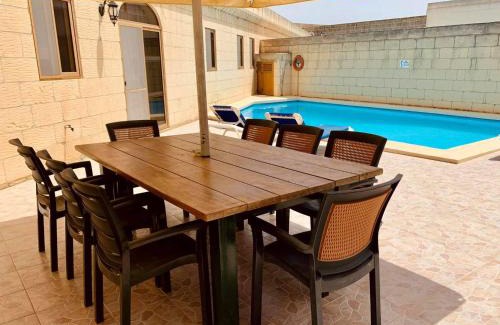 Victoria House | Hofra Farmhouse