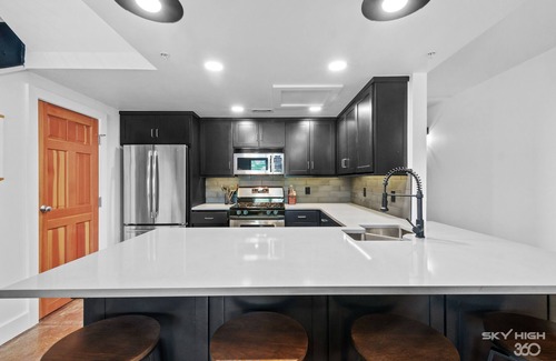 Fayetteville Condo | Hogs Hideaway On Dickson St.