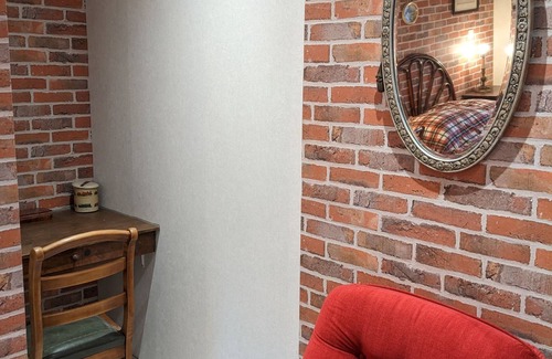 Laniscat Bed & Breakfast | "Hogwarts Express in the Inn of Mythical Trains