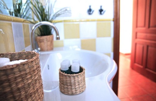 Priego de Cordoba Cottage | HOJIBLANCA Room