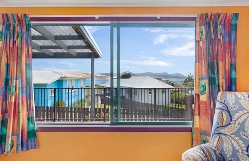 Omapere House | Hokianga Beach House-Family Friendly, on private beach!