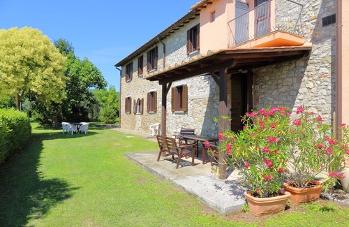 Passignano sul Trasimeno Apartment | Holiday Apartment in farmhouse - Pesco - Residenze San Martino