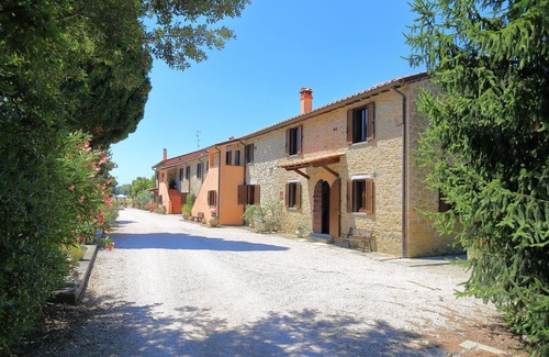 Passignano sul Trasimeno Apartment | Holiday Apartment in farmhouse - Noce - Residenze San Martino