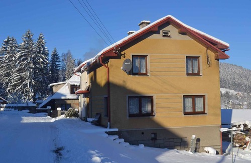 Jablonec nad Jizerou Apartment | Holiday apartment near the ski lift and natural pool