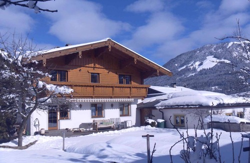 Sankt Johann in Tirol Apartment | Holiday apartment on the outskirts