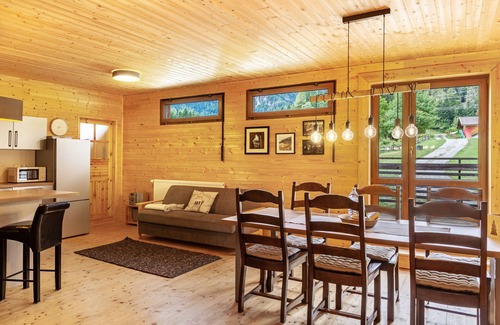 Kotschach-Mauthen Apartment | Holiday Apartment "Penthouse Im Bauernhaus" with Mountain View, 2 Private Terraces & Wi-Fi