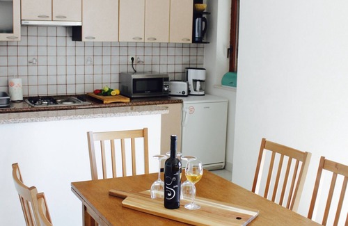 Dugi Rat Apartment | Holiday apartment (97qm) with stunning sea view for 6-7 person