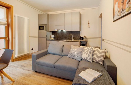 Livigno Apartment | Holiday Apartment 'Alba Villa Nordica' near Ski Slopes with Garden & Wi-Fi