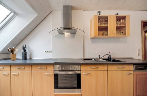 Hornbach Apartment | Holiday Apartment "Am Fabianstift" with Shared Garden & Wi-Fi