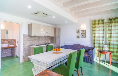 Calatabiano Apartment | Holiday Apartment "Casa Orchidea" with Sea View, Shared Pool & Terraces