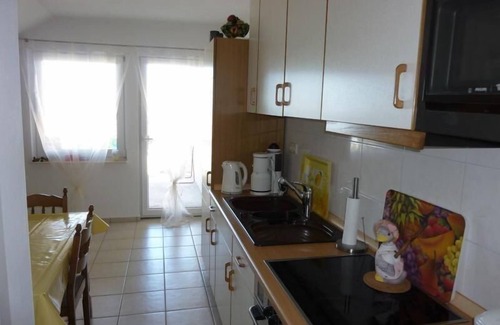Zavalatica Apartment | Holiday apartment Cara for 1 - 5 persons with 2 bedrooms - Holiday apartment